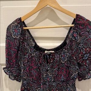 Live To Be Spoiled Elegant Floral Midi Dress Size M